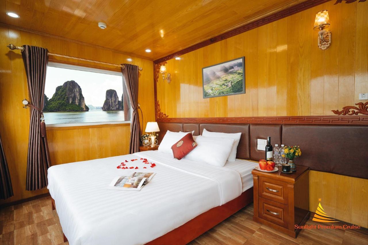 Sunlight Cruise Hotel Ha Long Bagian luar foto