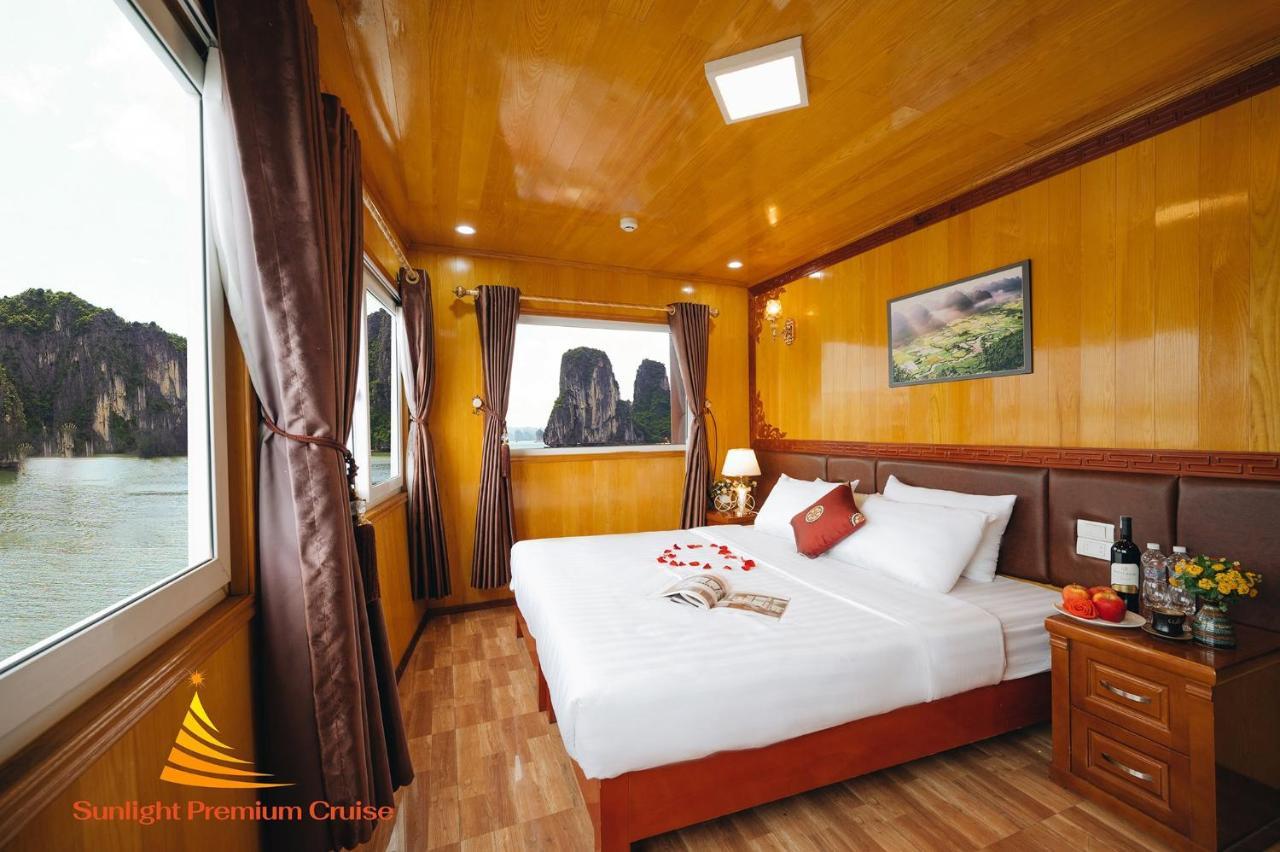 Sunlight Cruise Hotel Ha Long Bagian luar foto